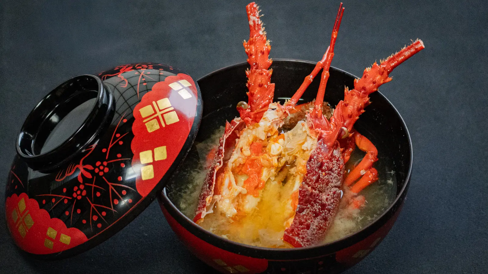 伊勢海老の味噌汁